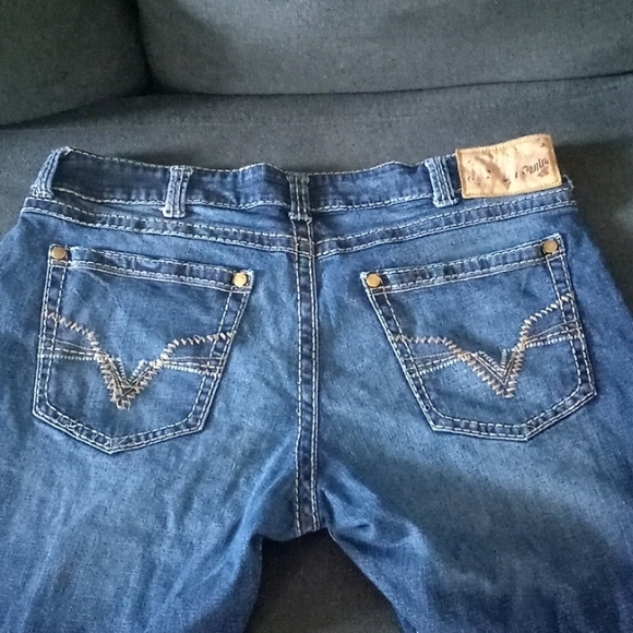 Jeans - Picture 1 of 3